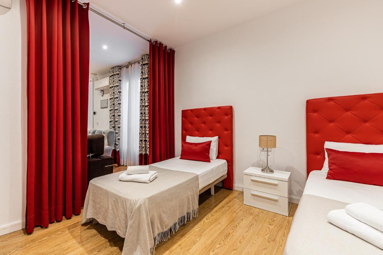 Waou Apartamentos En Sol Confort 8 Madrid Exterior foto